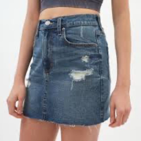 Denim Blue Distressed Mini Skirt Size: 4 - Picture 1 of 6
